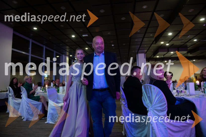  Ana Protner, 25. vinska kraljica Slovenije, 11. Mariborska vinska kraljica, Vina Joaness;  Boštjan Protner, vinar, Hiša Joannes Protner25. Vinska kraljica Slovenije