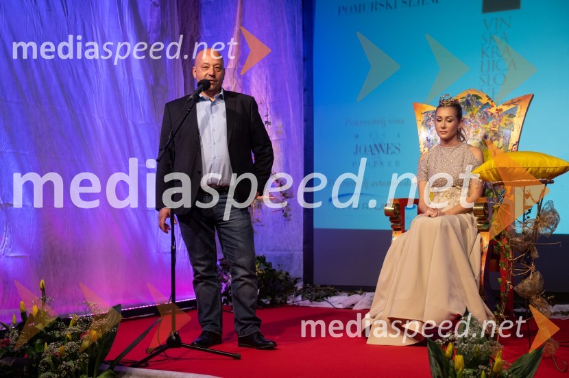  Boštjan Protner, vinar, Hiša Joannes Protner;  Ana Protner, 25. vinska kraljica Slovenije, 11. Mariborska vinska kraljica, Vina Joaness25. Vinska kraljica Slovenije