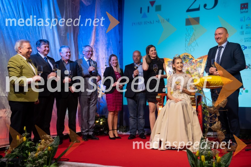  Alojz Cedula, predstavnik Društva vinskih svetovalcev Sommelier Slovenije;  Dušan Rajh, Avto Rajh d.o.o. Ljutomer - Murska Sobota;  ... ;  Janez Erjavec, direktor, Pomurski sejem, d.d., Gornja Radgona;  Vesna Maučec, izvršna direktorica Zdravilišča Radenci, Sava Turizem d.d;  Boštjan Protner, vinar, Hiša Joannes Protner;  Katarina  Pungračič, Turizem Pungračič, 22. Vinska kraljica Slovenije 2018;  Ana Protner, 25. vinska kraljica Slovenije, 11. Mariborska vinska kraljica, Vina Joaness; dr. Jože Podgoršek, agrarni ekonom in politik, minister za kmetijstvo, gozdarstvo in prehrano25. Vinska kraljica Slovenije