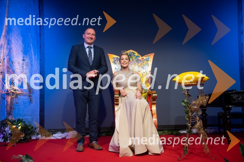 dr. Jože Podgoršek, agrarni ekonom in politik, minister za kmetijstvo, gozdarstvo in prehrano;  Ana Protner, 25. vinska kraljica Slovenije, 11. Mariborska vinska kraljica, Vina Joaness25. Vinska kraljica Slovenije