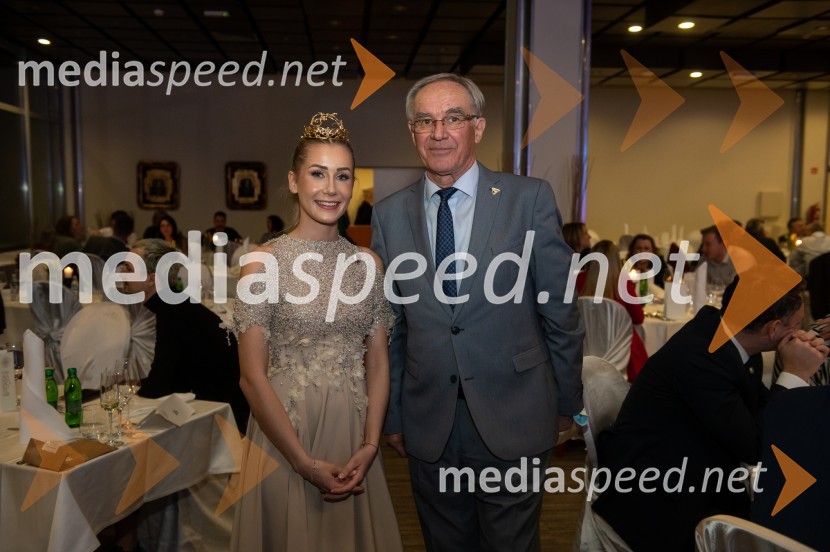  Ana Protner, 25. vinska kraljica Slovenije, 11. Mariborska vinska kraljica, Vina Joaness;  Janez Erjavec, direktor, Pomurski sejem, d.d., Gornja Radgona25. Vinska kraljica Slovenije