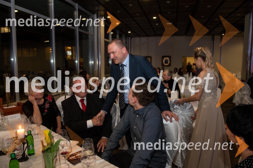 mag.  Jože Protner, vinar; dr. Jože Podgoršek, agrarni ekonom in politik, minister za kmetijstvo, gozdarstvo in prehrano25. Vinska kraljica Slovenije