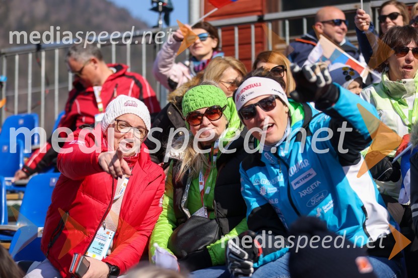  Monika Povšič, vodja oddelka za tržno komuniciranje in upravljanje s sponzorstvi, marketing Generali;  ... ;  Štefan Hadalin, smučar61. Pokal Vitranc, veleslalom sobota