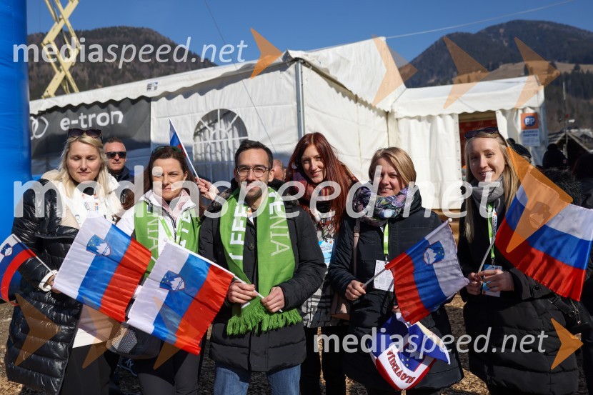  Zdenka Ivačič;  Monika Gregorčič, poslanka;  Gregor Perič, poslanec DZ, SMC;  Staša Zabukošek;  Mojca Žnidarič, poslanka;  ... 61. Pokal Vitranc, veleslalom sobota