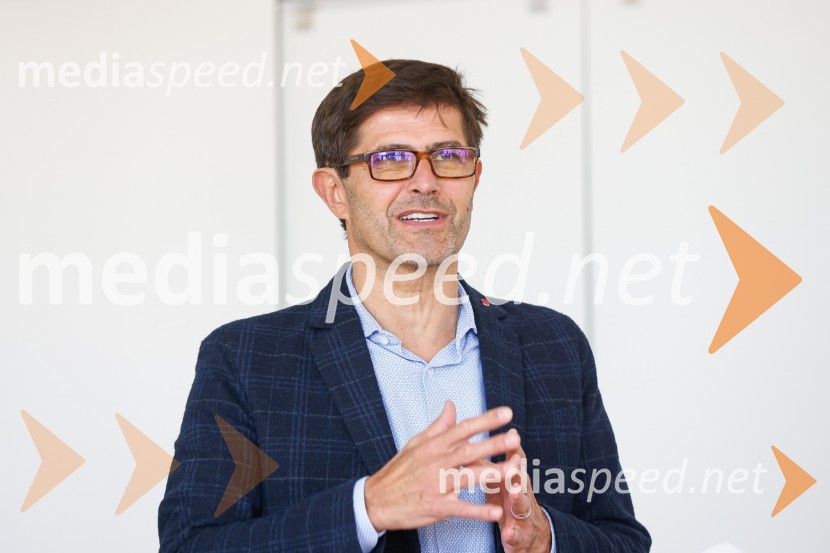  Matjaž Rakovec, župan Mestne občine KranjOdprtje novozgrajenega vrtca Biba v Bitnjah