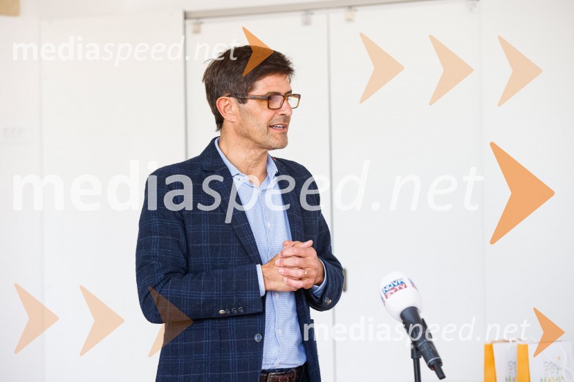  Matjaž Rakovec, župan Mestne občine KranjOdprtje novozgrajenega vrtca Biba v Bitnjah