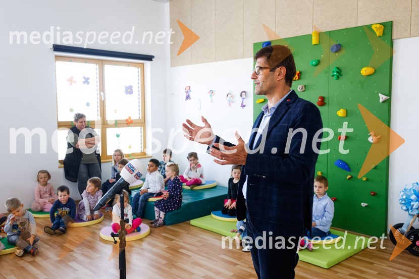  Matjaž Rakovec, župan Mestne občine KranjOdprtje novozgrajenega vrtca Biba v Bitnjah