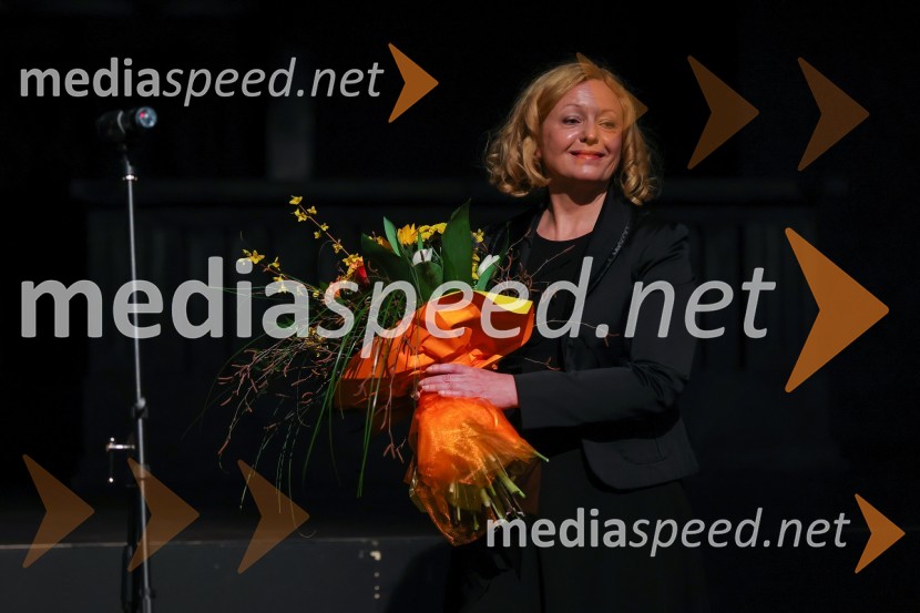 mag. Tina Kosi, upravnica SLG Celje30. Dnevi komedije, otvoritev v SLG Celje