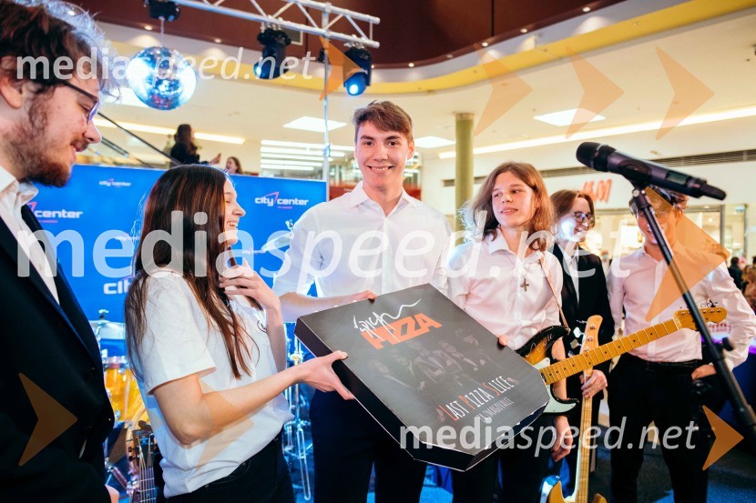  ... ;  Filip Vidušin, glasbena skupina LPS;  Mark Semeja, glasbena skupina LPS;  Zala Velenšek, glasbena skupina LPSKoncert celjske skupine LPS v Citycentru Celje