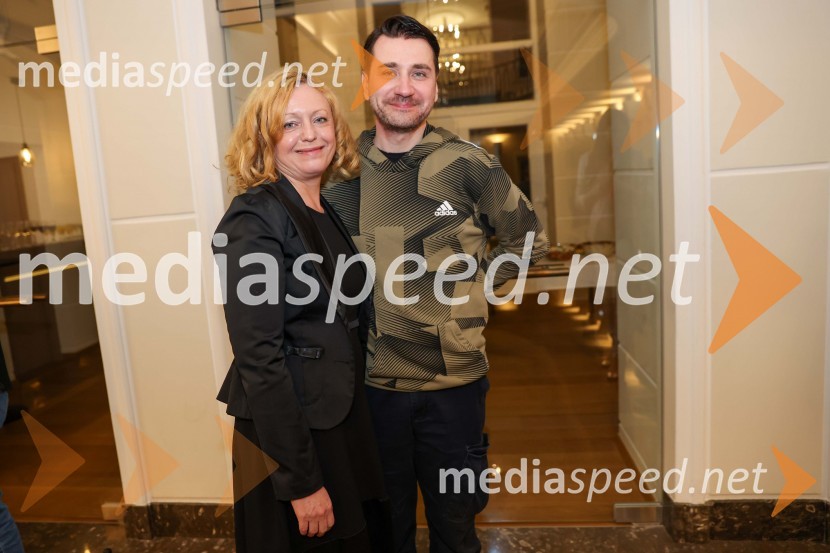 mag. Tina Kosi, upravnica SLG Celje;  Saša Tabaković, igralec, nekdanji poslanec SMC30. Dnevi komedije, otvoritev v SLG Celje