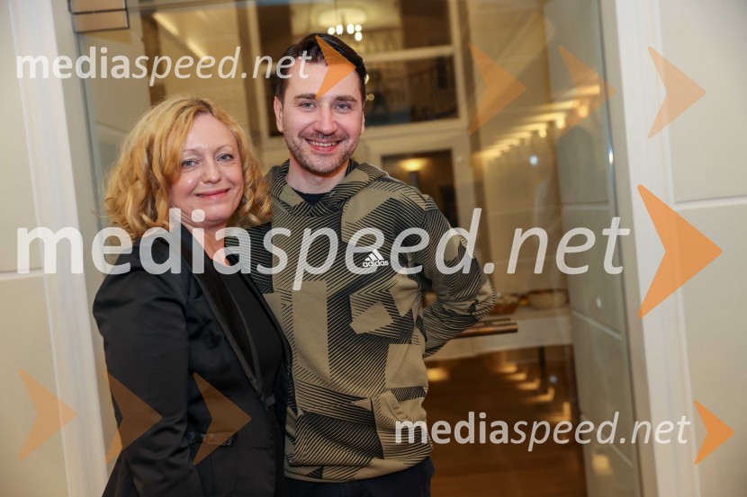 mag. Tina Kosi, upravnica SLG Celje;  Saša Tabaković, igralec, nekdanji poslanec SMC30. Dnevi komedije, otvoritev v SLG Celje