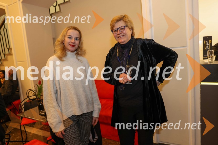  Barbara Cerar, igralka;  Tina Mahkota, prevajalka30. Dnevi komedije, otvoritev v SLG Celje
