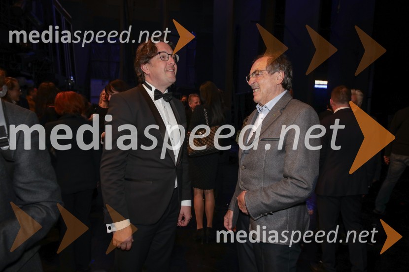  Marko  Hribernik, dirigent, umetniški direktor opere;  ... Faust, premiera opere