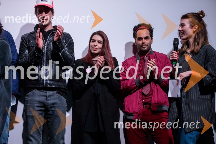  Jure Henigman, igralec;  Anuša  Kodelja, igralka;  Tosja Flaker Berce, filmski režiser, igralec;  ... Prasica, premiera filma Tijane Zinajić