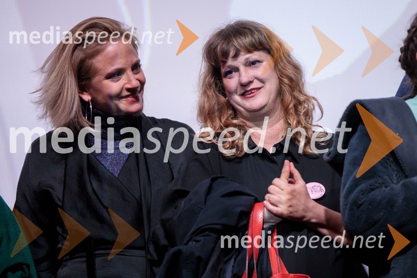  Lija Pogačnik, producentka;  Tijana Zinajić, režiserka, igralkaPrasica, premiera filma Tijane Zinajić