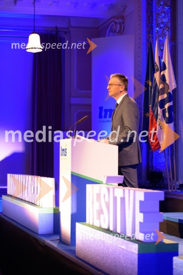  Marjan  Šarec, poslanec državnega zbora Republike SlovenijeLMŠ, kongres stranke v Mariboru