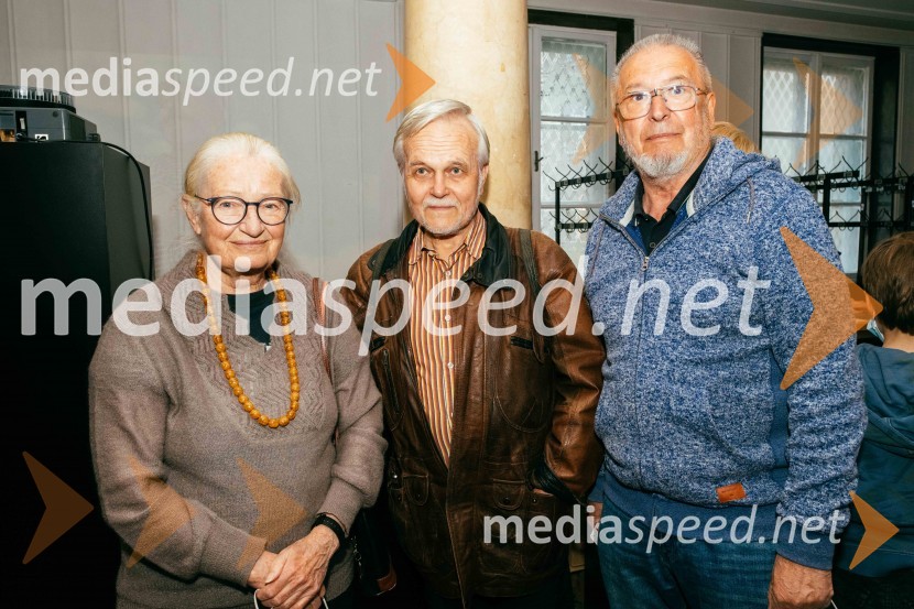  Barbara Berce;  Niko Goršič, igralec, publicist, režiser;  Aleš Jan, radijski producentRazcufane zgodbe, predpremiera, Slovensko mladinsko gledališče