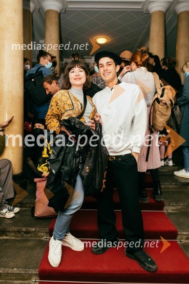 Razcufane zgodbe, predpremiera, Slovensko mladinsko gledališče