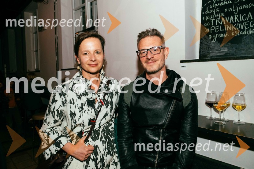  ... ;  Tibor Mihelič Syed, direktor, Slovensko mladinsko gledališčeRazcufane zgodbe, predpremiera, Slovensko mladinsko gledališče