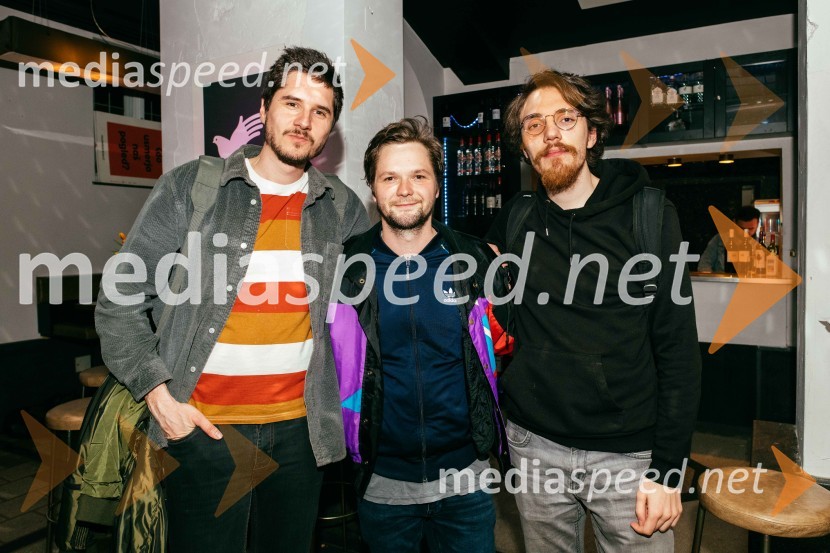 Razcufane zgodbe, predpremiera, Slovensko mladinsko gledališče