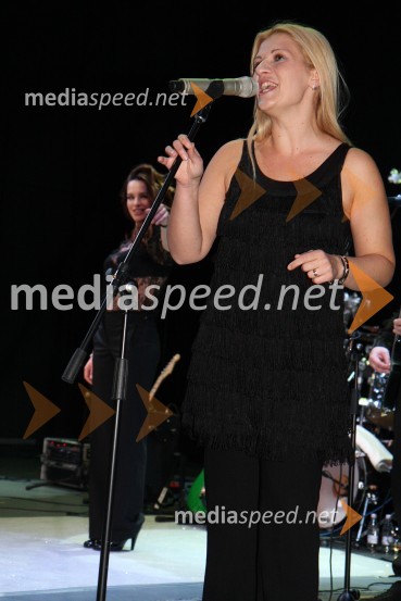 Severina, hrvaška pevka in ...Severina, koncert v Mondu