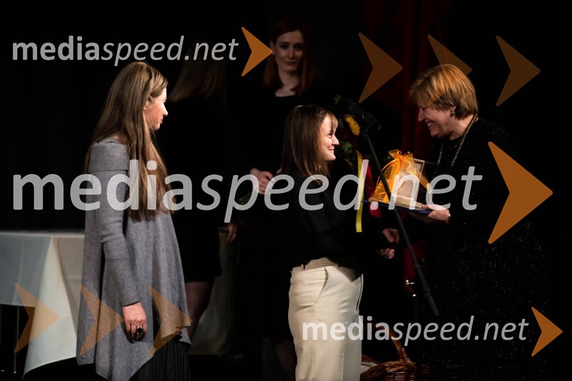  Romana Šalehar, igralka;  Brina Klampfer Merčnik, komparativistka in dramaturginja;  Tina Mahkota, prevajalka30. Dnevi komedije, zaključek v SLG Celje