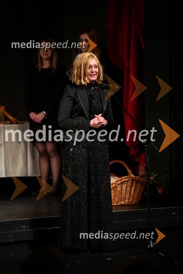 mag. Tina Kosi, upravnica SLG Celje30. Dnevi komedije, zaključek v SLG Celje