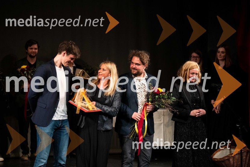  Urban Kuntarič, igralec;  Tatjana Doma, dramaturginja SLG Celje;  Luka Marcen, režiser; mag. Tina Kosi, upravnica SLG Celje30. Dnevi komedije, zaključek v SLG Celje