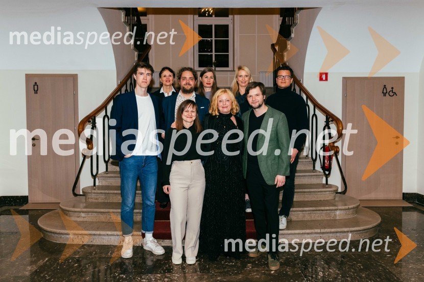  Urban Kuntarič, igralec;  Draga Potočnjak, igralka in pisateljica;  Brina Klampfer Merčnik, komparativistka in dramaturginja;  Luka Marcen, režiser;  ... ; mag. Tina Kosi, upravnica SLG Celje;  Tatjana Doma, dramaturginja SLG Celje;  Stane Tomazin, igralec;  Juš A. Zidar, režiser30. Dnevi komedije, zaključek v SLG Celje