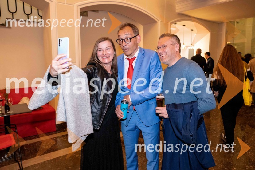  ... ;  Tadej Toš, igralec, komik in TV voditelj;  ... 30. Dnevi komedije, zaključek v SLG Celje