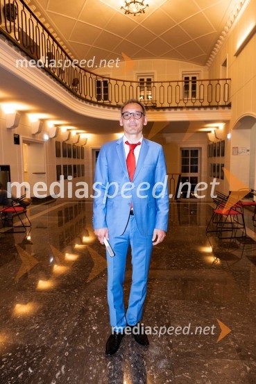  Tadej Toš, igralec, komik in TV voditelj30. Dnevi komedije, zaključek v SLG Celje