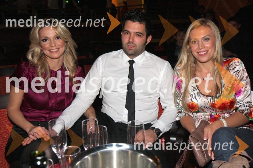 Natalija Verboten, pevka in njen mož Dejan Bojič ter Janja Sodja, televizijska voditeljicaSeverina, koncert v Mondu