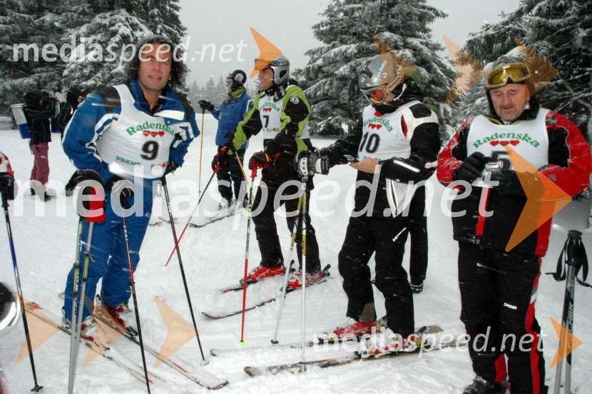 Bojan Glavič, novinar časopisa Dnevnik, Bogdan Plaznik, direktor tekmovanja v smučarskih skokih v Velenju in predsednik Smučarsko skakalnega kluba Velenje, Bojan Ban, direktor NK Maribor in Ivan Mezek, policijski inšpektor1. VIP CUP UNITUR 2008