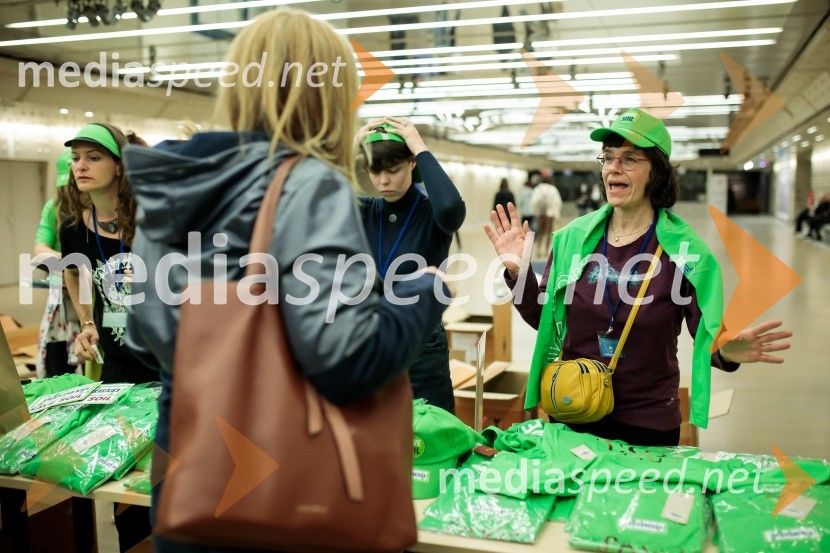 Sadhguru v Sloveniji, predavanje Rešimo prst (Save Soil)