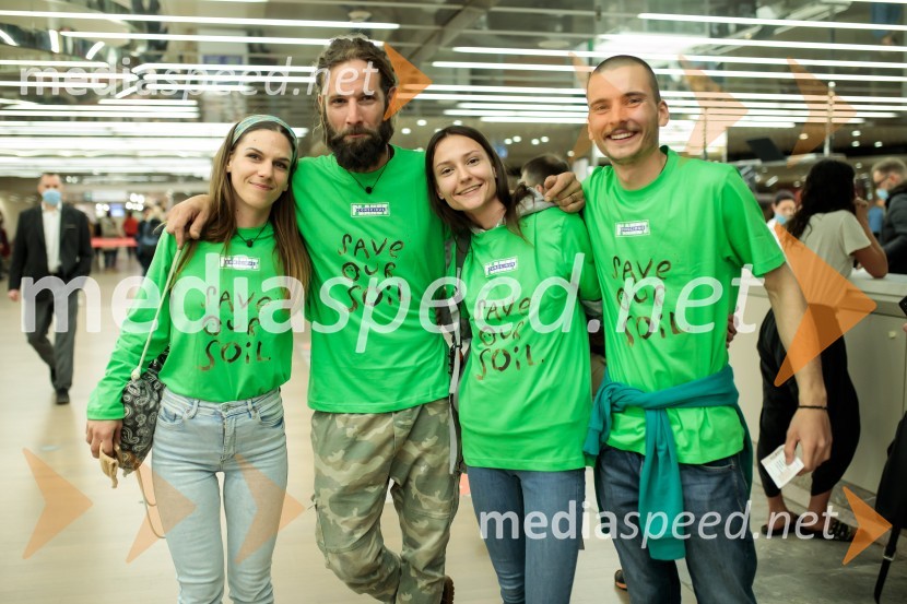 Sadhguru v Sloveniji, predavanje Rešimo prst (Save Soil)