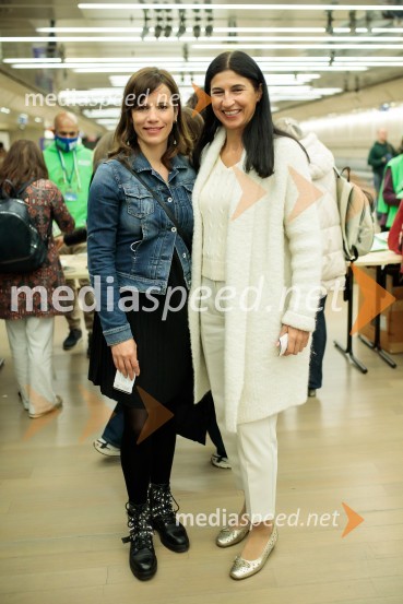  Milena  Kalaacunn, Hubmedia; dr. Nataša Fidler Mis, UKC LjubljanaSadhguru v Sloveniji, predavanje Rešimo prst (Save Soil)