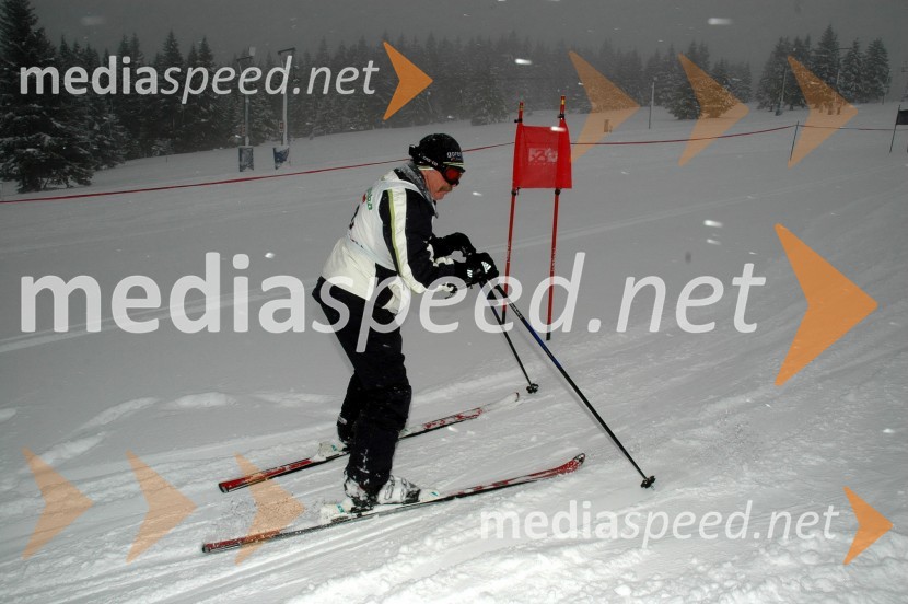 1. VIP CUP UNITUR 2008