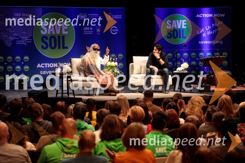 Sadhguru v Sloveniji, predavanje Rešimo prst (Save Soil)