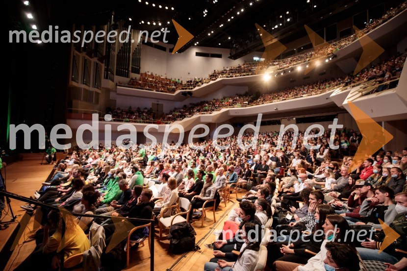 Sadhguru v Sloveniji, predavanje Rešimo prst (Save Soil)