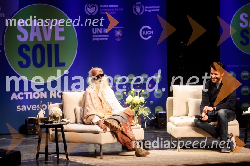  Sadhguru Jagadish 