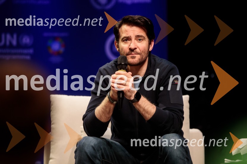  Goran Višnjić, hrvaško ameriški filmski igralecSadhguru v Sloveniji, predavanje Rešimo prst (Save Soil)