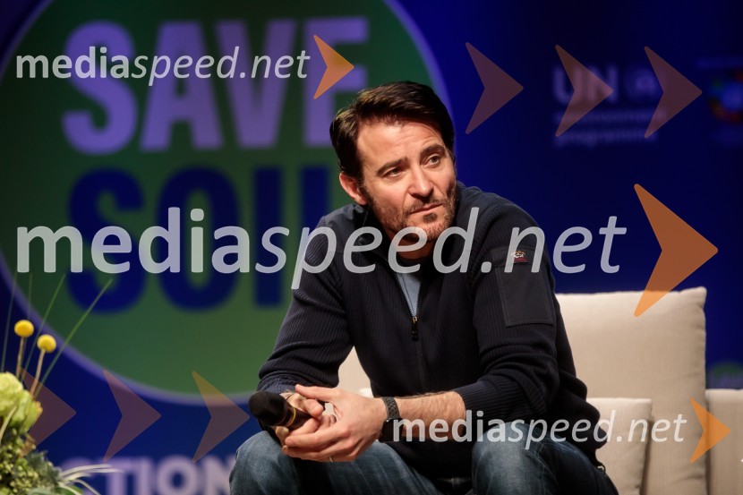  Goran Višnjić, hrvaško ameriški filmski igralecSadhguru v Sloveniji, predavanje Rešimo prst (Save Soil)