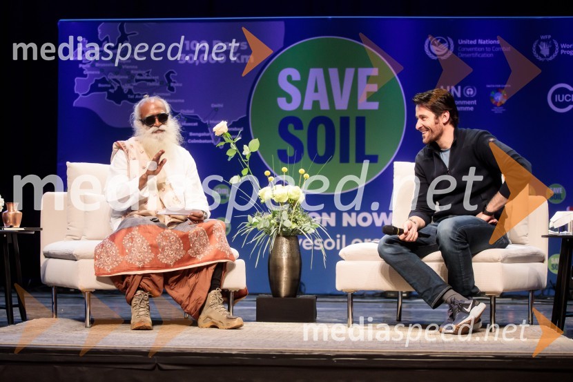  Sadhguru Jagadish 