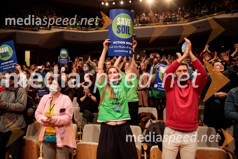 Sadhguru v Sloveniji, predavanje Rešimo prst (Save Soil)