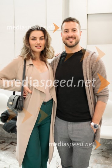  Nina Zadravec;  Klemen Selaković, Aidea podcastSadhguru v Sloveniji, predavanje Rešimo prst (Save Soil)