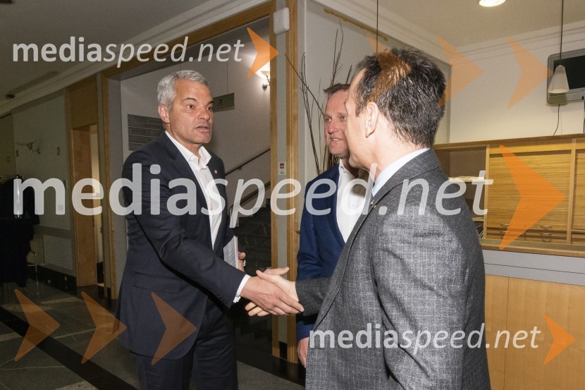  Saša Arsenovič, župan občine Maribor, podjetnik;  Tomaž Barada, taekwondoist in kickbokser, predsednik Športne zveze Maribor, predsednik Športne zveze Maribor, podpredsednik Olimpijskega komiteja SlovenijeIzbor športnika Maribora 2021