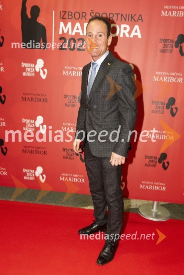  Tomaž Barada, taekwondoist in kickbokser, predsednik Športne zveze Maribor, predsednik Športne zveze Maribor, podpredsednik Olimpijskega komiteja SlovenijeIzbor športnika Maribora 2021