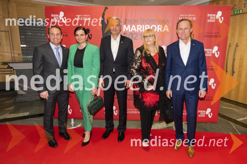  Tomaž Barada, taekwondoist in kickbokser, predsednik Športne zveze Maribor, predsednik Športne zveze Maribor, podpredsednik Olimpijskega komiteja Slovenije;  ... ;  Saša Arsenovič, župan občine Maribor, podjetnik;  ... ; dr. Samo Peter Medved,  podžupan, Mestna občina Maribor Izbor športnika Maribora 2021