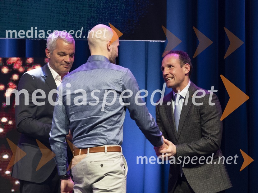  Saša Arsenovič, župan občine Maribor, podjetnik;  ... ;  Tomaž Barada, taekwondoist in kickbokser, predsednik Športne zveze Maribor, predsednik Športne zveze Maribor, podpredsednik Olimpijskega komiteja SlovenijeIzbor športnika Maribora 2021