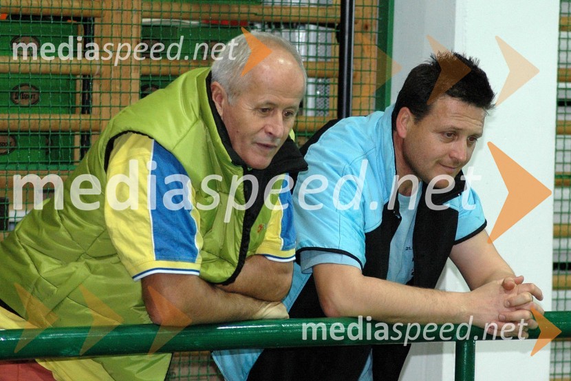 ... in Bogdan Plaznik, direktor tekmovanja v smučarskih skokih v Velenju in predsednik Smučarsko skakalnega kluba Velenje1. VIP CUP UNITUR 2008